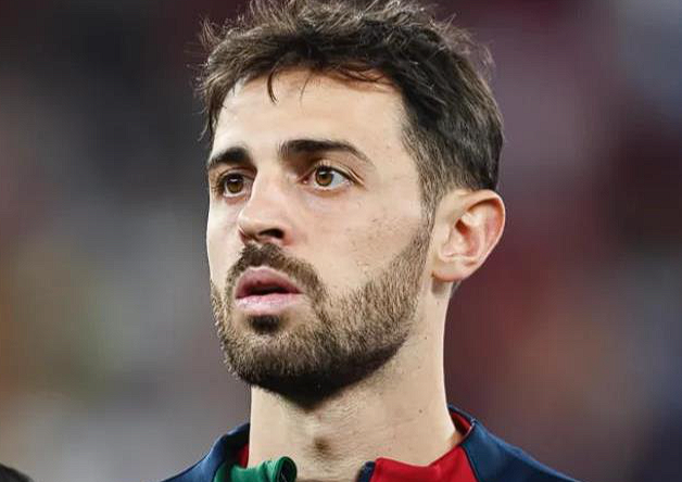 B席谈切尔西赛前中圈举动：不解但觉有趣